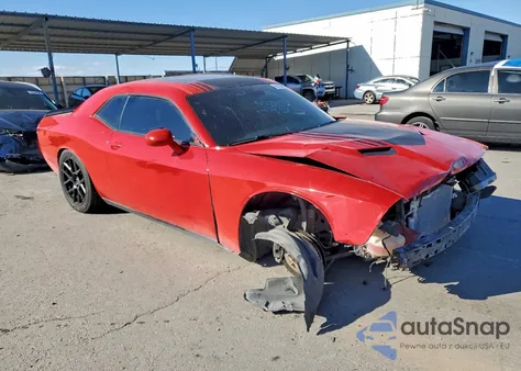2015 Dodge Challenger Sxt Plus z USA, uszkodzony, nr VIN 2C3CDZBTXFH885121